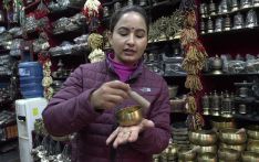 南亚网视SATV丨“逐渐恢复的尼泊尔经济”系列报道之（四 ） 探访著名商业街泰米尔手工艺品店 店主称线上线下努力才可维持