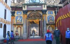 पशुपतिनाथ मन्दिरमा दर्शनार्थीलाई रोक