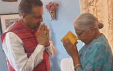 प्राप्त पुरस्कारमा थपेर इश्वरकी पत्नीलाई