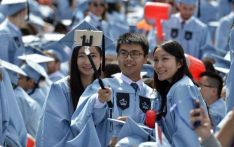 疫情再起 留守海外的中国留学生如何继续学业和生活？