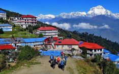 पर्यटकीयस्थल घोडेपानीमा घोडा दौड हुने