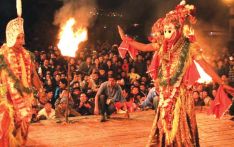हिरण्यकशिपुको वध हेर्न रातभर जाग्राम