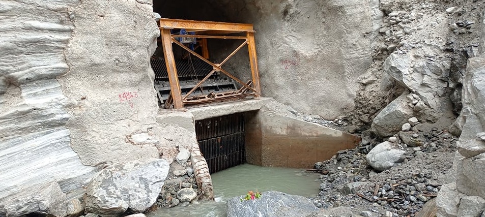 melamchi_cu8KUoGPox
