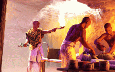 मृत शरीर सुरक्षित राख्न मिश्रवासी के प्रयोग गर्थे ?