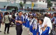 Bogra judge allegedly makes 2 guardians apologize by touching her feet; probe committee formed