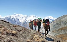 珠峰地区管理部门和尼泊尔旅游局就新的徒步规定产生争议