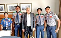 Sri Lankan scouts attending coronation ceremony of King Charles 111 meet president