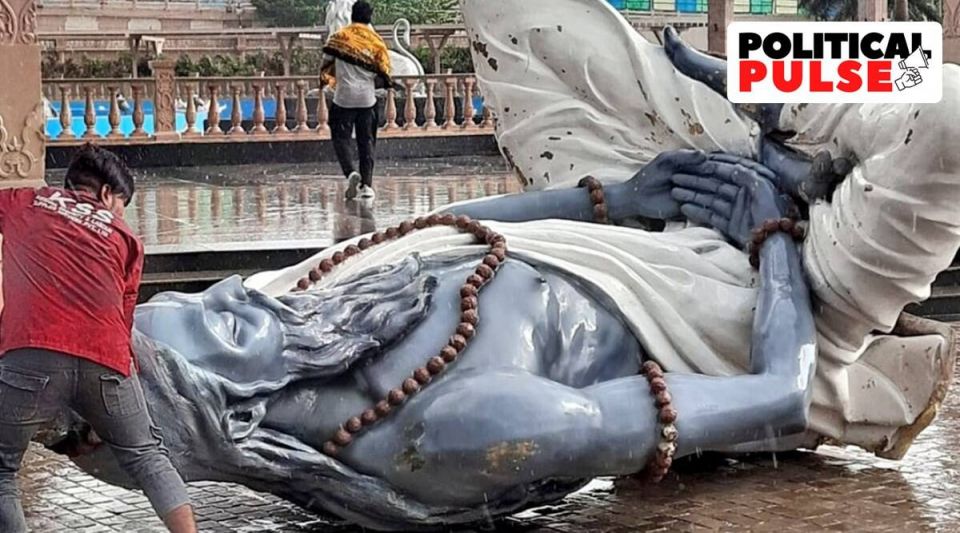 Mahakal statue collapse