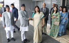 普拉昌达总理抵达印度首都新德里
