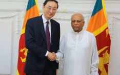 外交部副部长孙卫东拜会斯里兰卡总理古纳瓦德纳