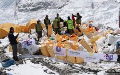 2023 尼泊尔山地清洁行动从珠峰等地收集35 吨垃圾
