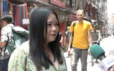 视频：中尼友谊龙舟赛倒计时第8天  南亚网视走访广大民众和游客