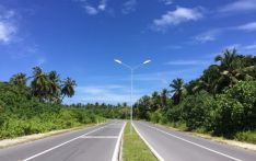 One dead in L. Atoll link road accident