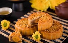 中国疾控中心：吃月饼有讲究 健康食用看提示