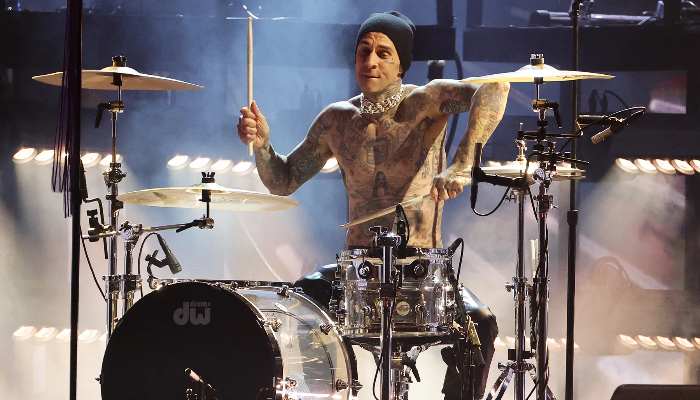 Travis Barker suffered ‘bloody’ injury at Blink-182 England Concert