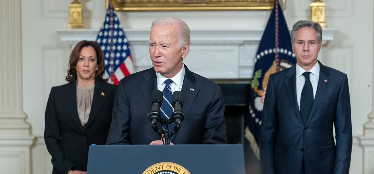 1697513976_bidenn-1200x560