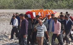 दिपेश र लोकेन्द्रको महाकालीमा अन्त्येष्टि