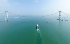 China's new cross-sea highway one step closer to completion