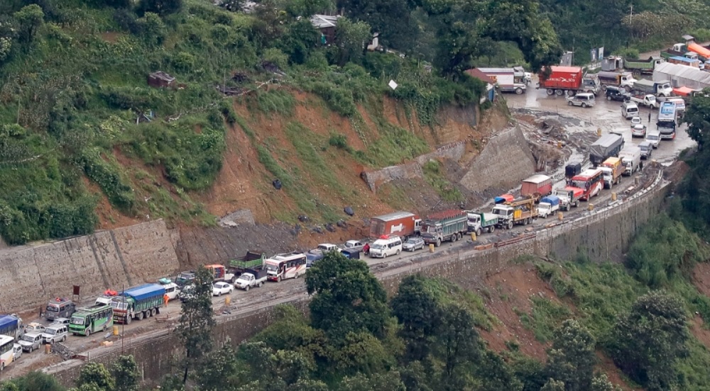 nagdhunga-Sadak