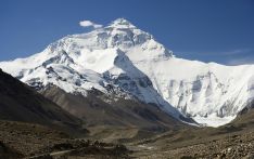 研究：喜马拉雅山脉不仅在变高，还可能变“长”