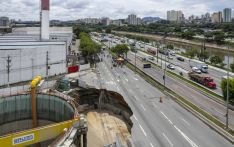 地铁工地坍塌惨案，巴西重罚事故方