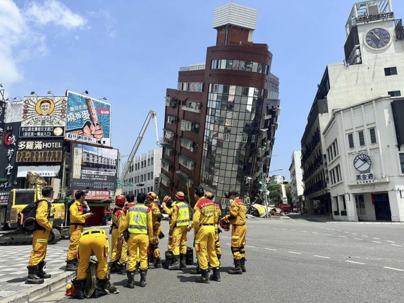 A damaged residential building in Hualien, Taiwan.