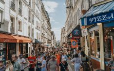 20万条街道强制改名，法国约180万人忙着换身份证