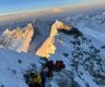 两名登山者在珠峰希拉里台阶附近死亡