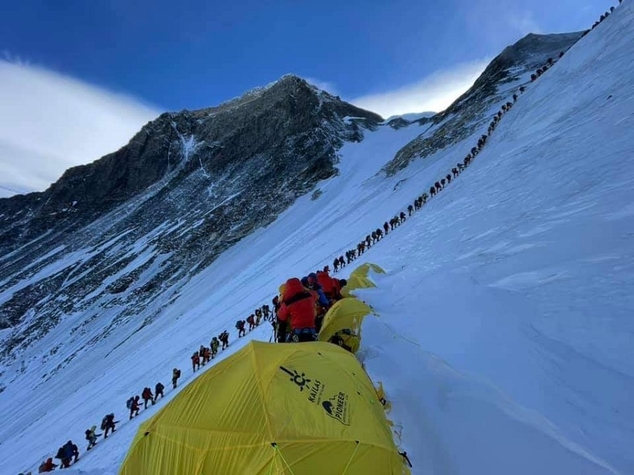 Everest-crowds-Mingma-Dorchi