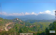 काठमाडौँको नयाँ पदमार्गमा ‘हाइकिङ’