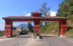 पर्यटकको मन जित्दै कलात्मक प्रबेशद्वार