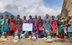 कुपोषित बालबालिकालाई पोषणयुक्त आहार वितरण