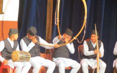 गुन्जियो नौमतीको नौ सुर