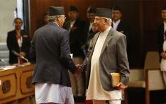 दुई तिहाईको प्रयासमा नयाँ समीकरण, ओलीले आजै प्रधानमन्त्रीमा दाबी गर्ने