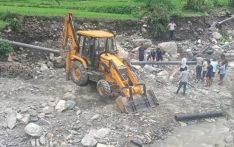 पाइप बगेपछि बागलुङ बजारमा खानेपानी अभाव
