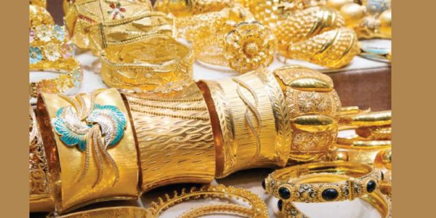 Gold price further soars to set new record