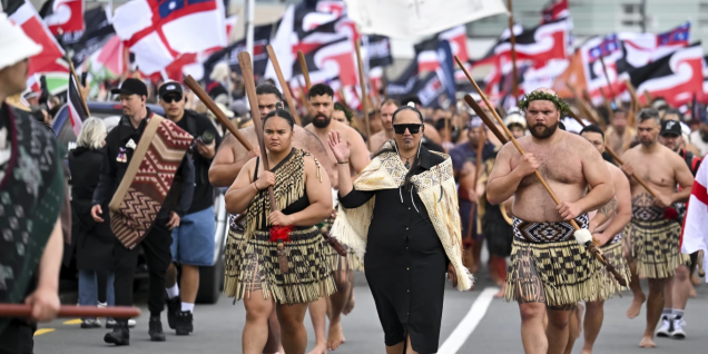 Thousands flock to NZ capital in huge Māori protests