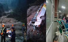 नेपालगन्जबाट काठमाडौँतर्फ जाँदै गरेको यात्रुवाहक बस दुर्घटना