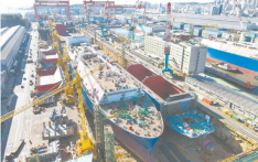 首次“联姻”盟友，美造舰“赤字”能缓解吗？中国专家解读