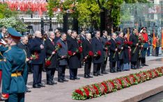 Remember history to illuminate future -- Xi attends Victory Day commemorations in Moscow