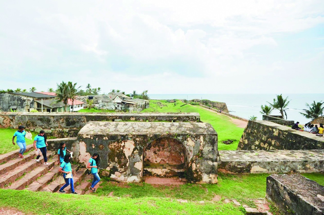 b4278377a6527cf7e4874174bdf3f77cu5