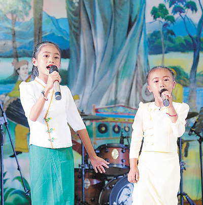 12c296d13427985454a4404d5cd4ef93