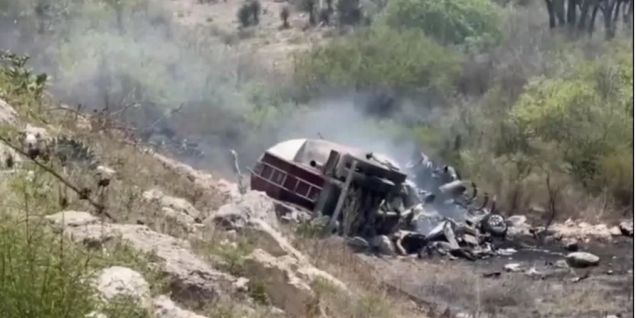 At least 21 killed in crash in Mexico, official says