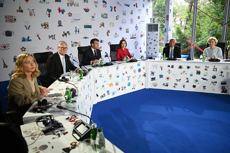 461148aa16137fdf4ca6f855280ea289u1