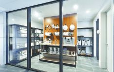 电梯秒变“生命舱”，日本公寓藏着防灾“机关”