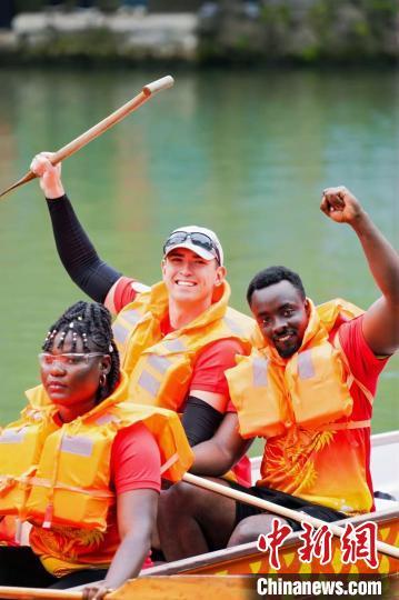 73863d94a69c8fe6e787e79800777bce