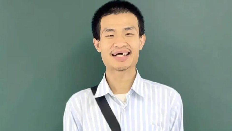 A9163C7C5ABC3E55F9E98B56CC0D3F0CFFAA7C7C_size41_w960_h540