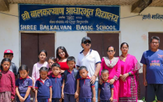 ‘लाज शरणम्’ टिमले मनायो १०० दिनको खुशीयाली, सिन्धुपाल्चोकका विद्यार्थीलाई सहयोग