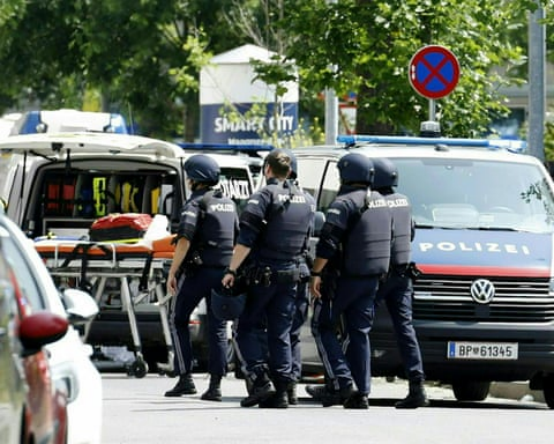 1b98c414f50386bb76d417157aaf7f12u1