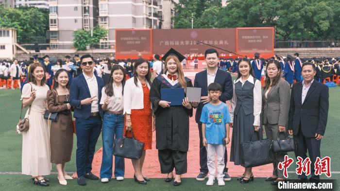 858cb5bdf94ca042b5a2715abdbeede2